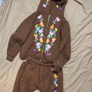 Surprise Song full outfit